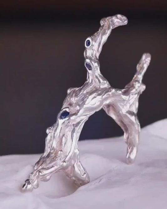 Splash Torrent Knuckle Ring